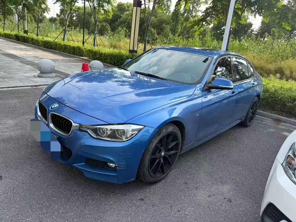 BMW 3 Series 2018 — фото 1