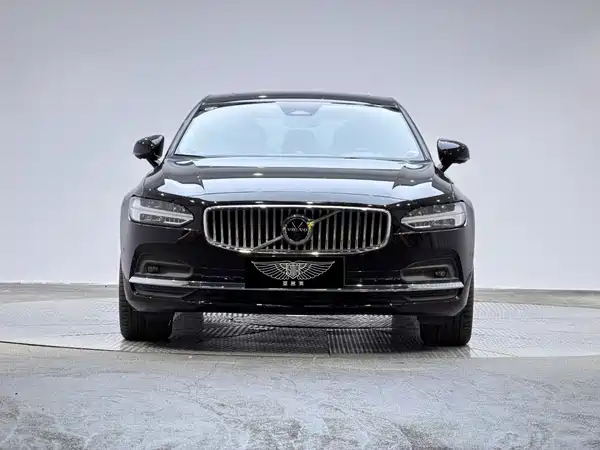 Volvo S90 2024