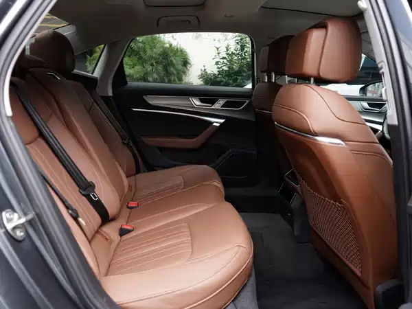 Audi A6L 2023