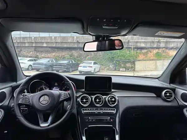 Mercedes-Benz GLC 2019