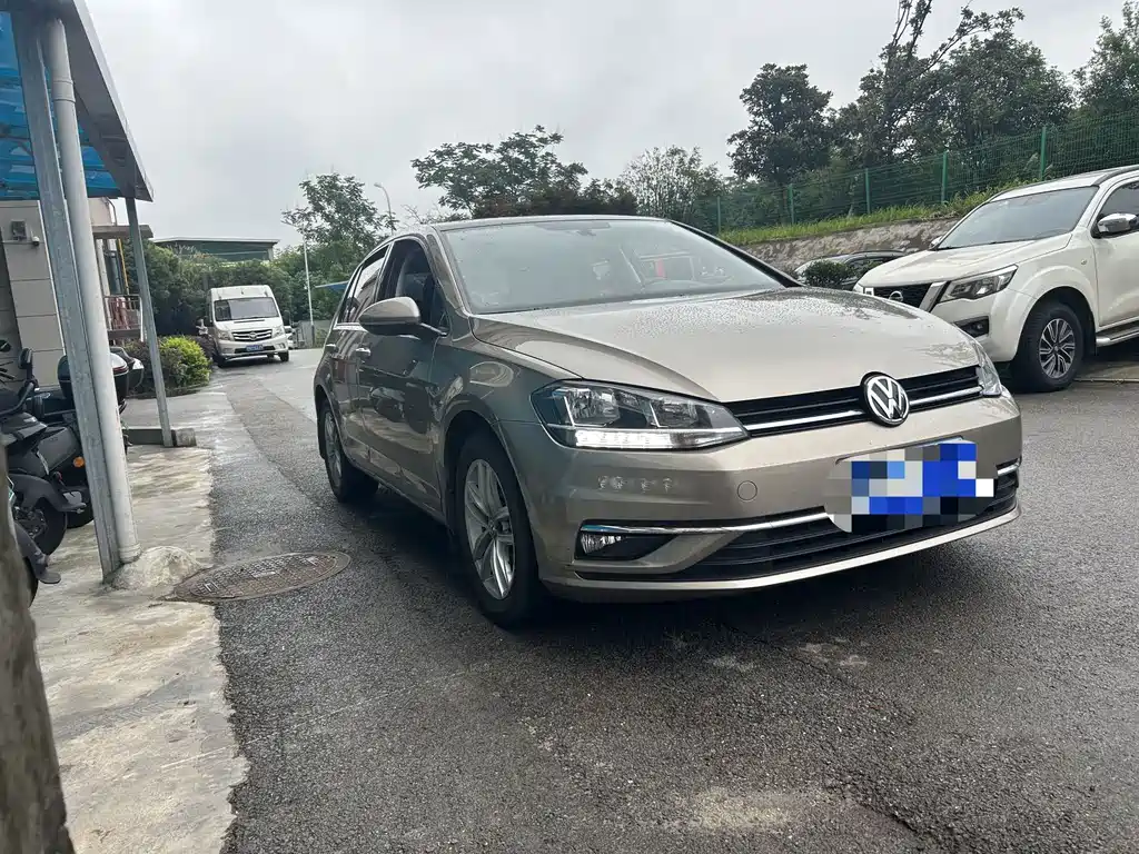 Volkswagen Golf 2020