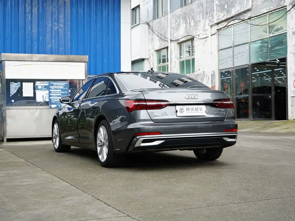 Audi A6L 2023