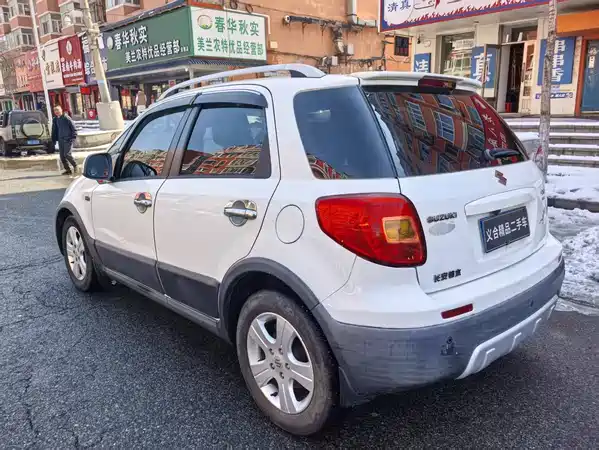 Suzuki Karma 2013