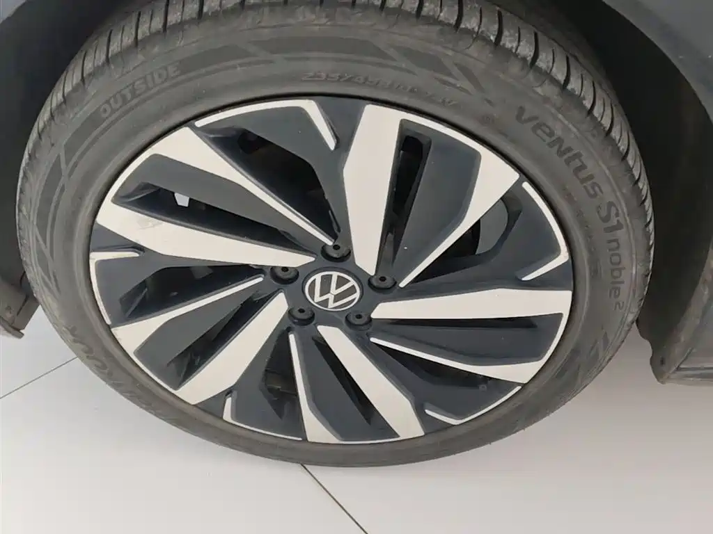 Volkswagen Passat 2022 — фото 23