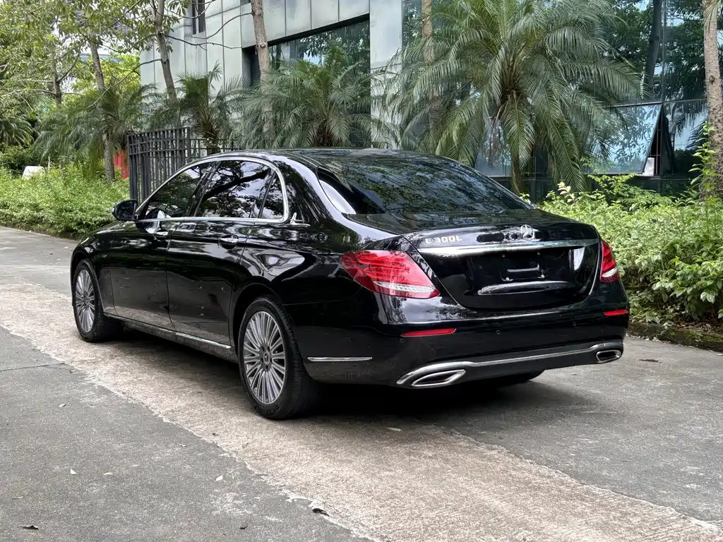 Mercedes-Benz E-Class 2020