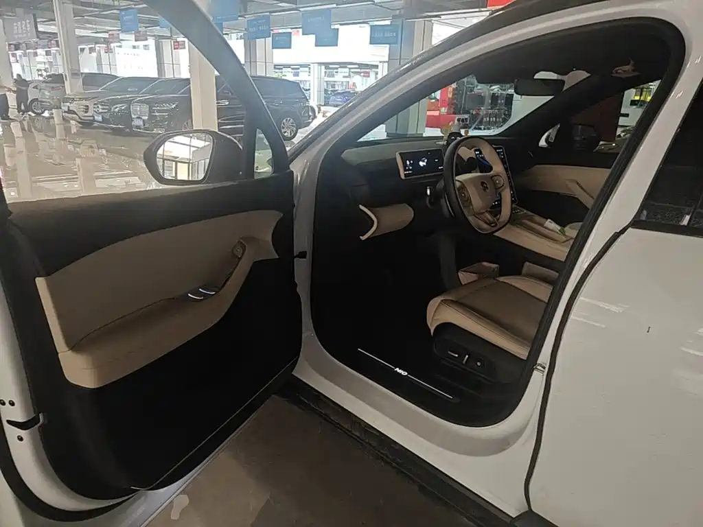 NIO ES6 2025 — фото 12