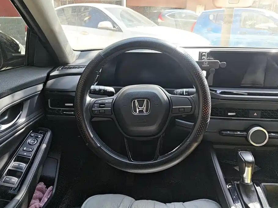 Honda Inspire 2025 — фото 15