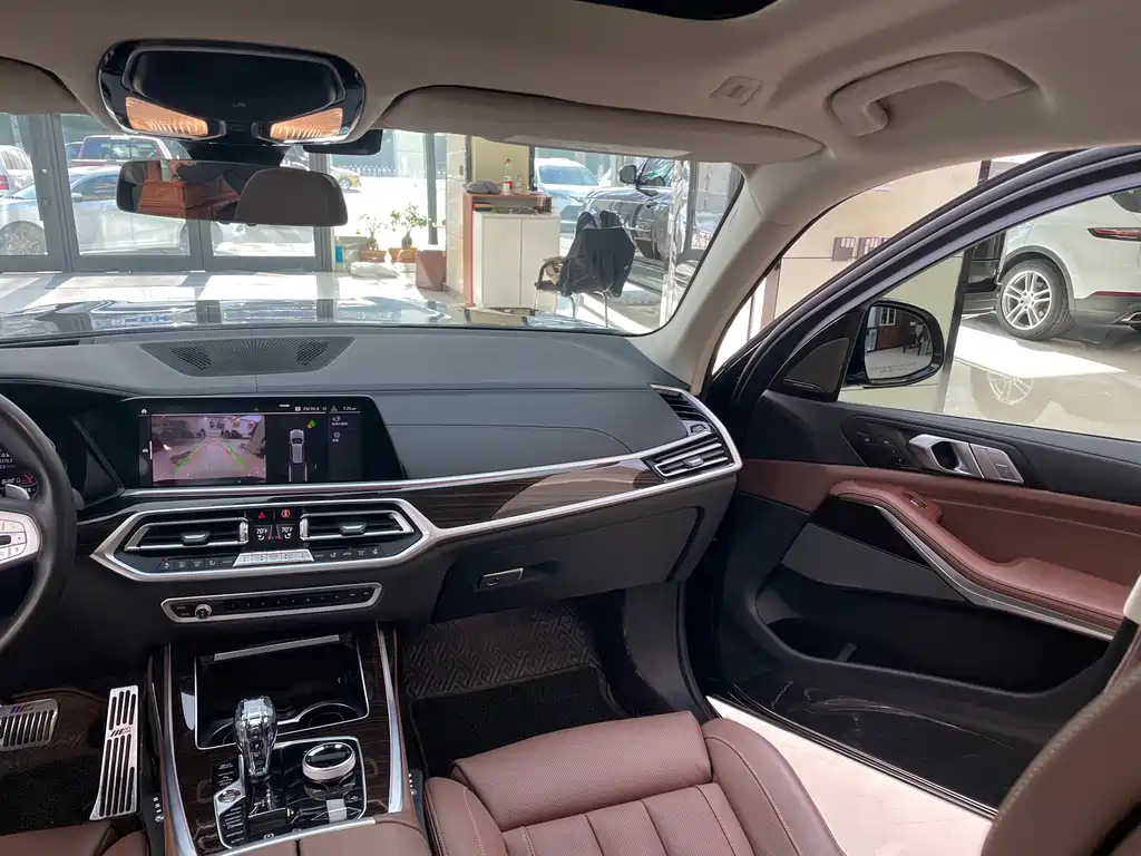 BMW X7 2020 — фото 23