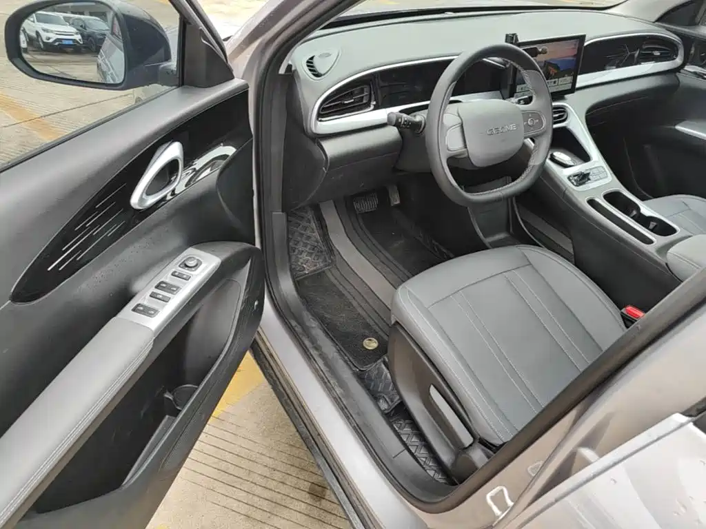 Geely Galaxy Starwish 2026 — фото 16