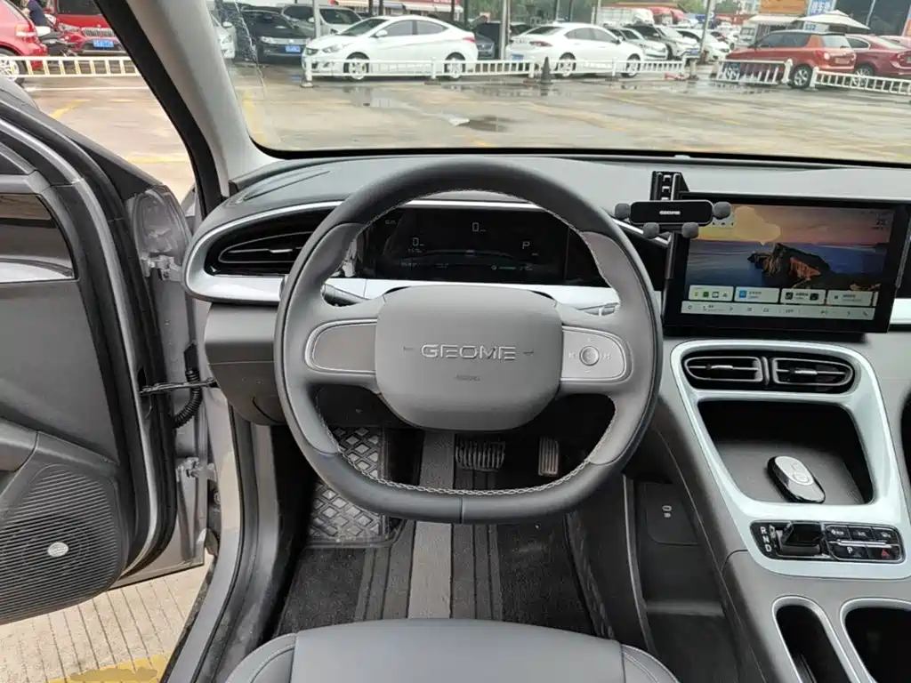 Geely Galaxy Starwish 2026 — фото 11