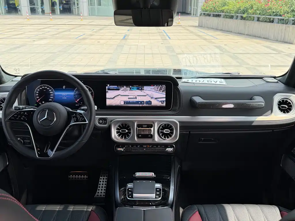 Mercedes-Benz G-Class 2025 — фото 24