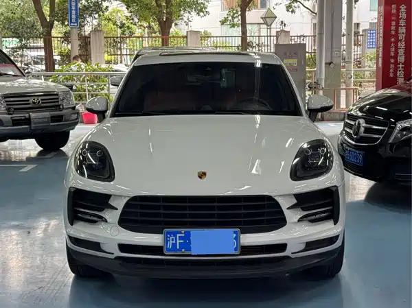 Porsche Macan 2020