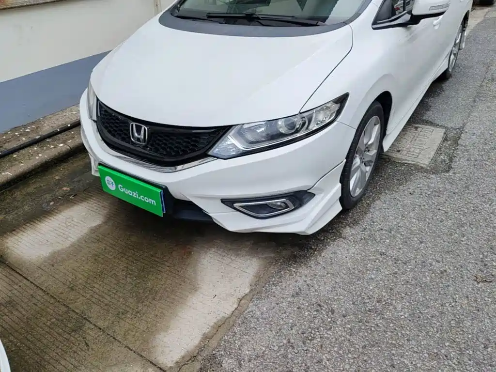 Honda Jade 2015 — фото 24