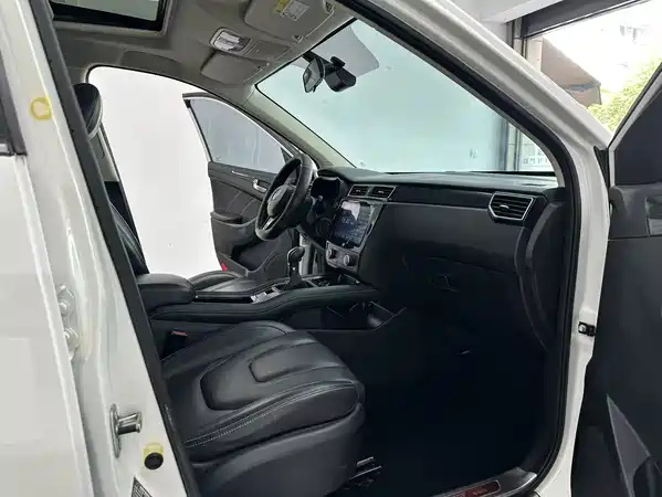 Dongfeng Scenery 580 2016