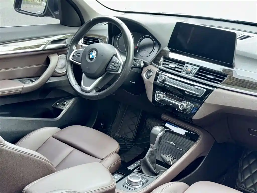 BMW X1 2021