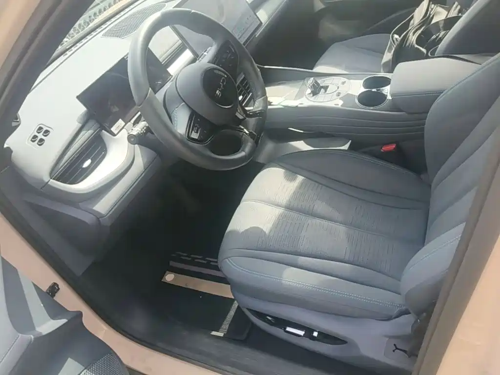 BYD Seal 06GT 2025 — фото 15