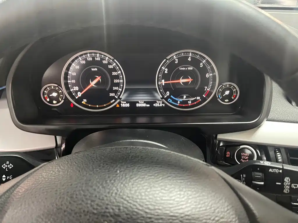 BMW X5 2018 — фото 12