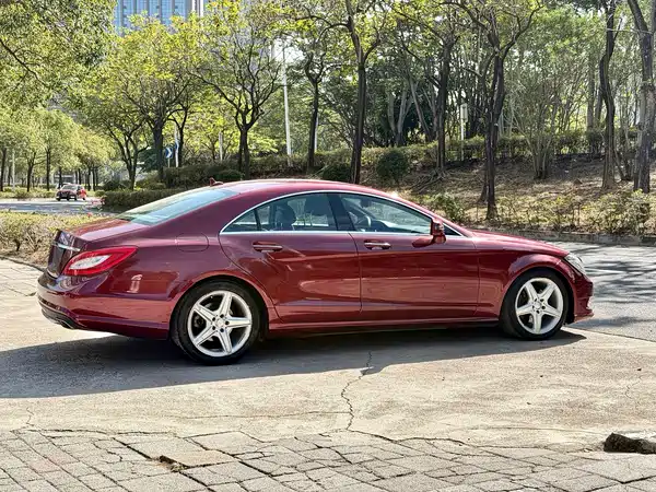 Mercedes-Benz CLS 2012