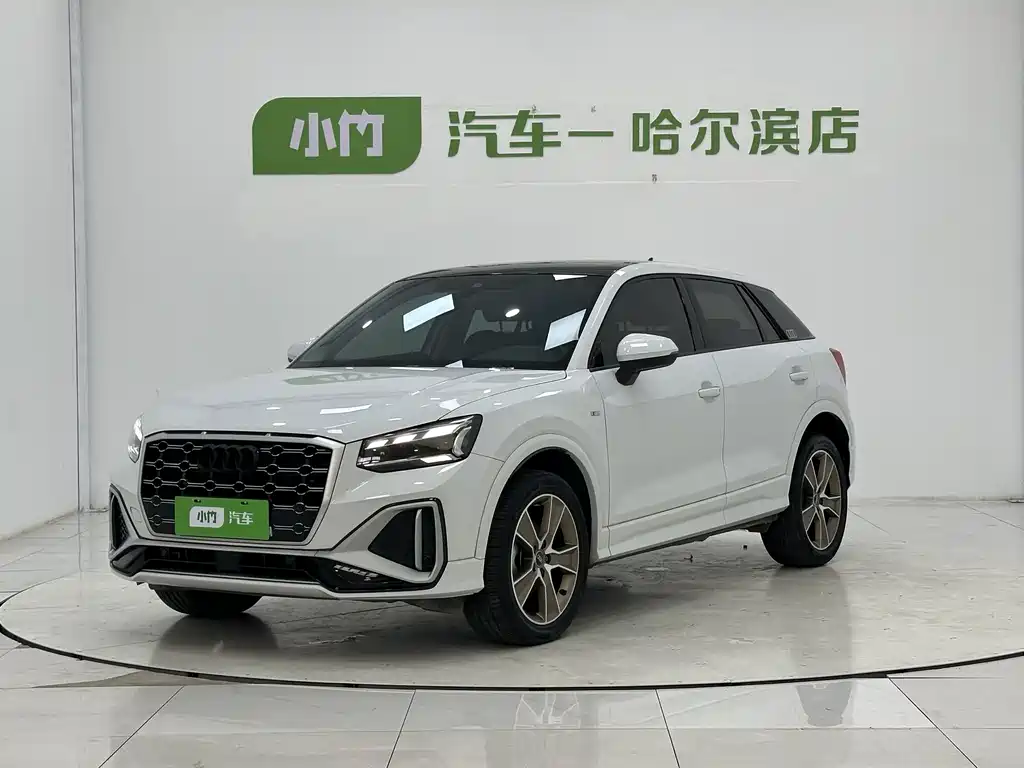 Audi Q2L 2022