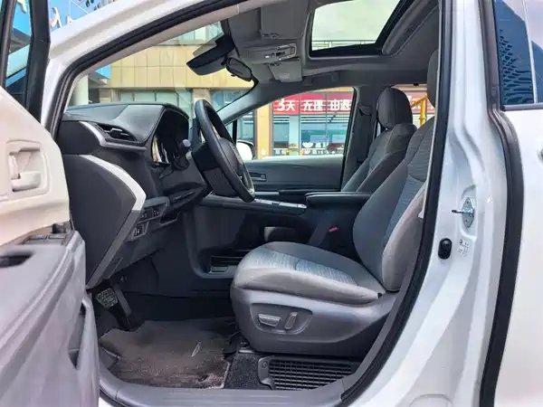 Toyota Sienna 2021