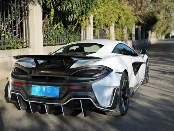 McLaren 570 2015