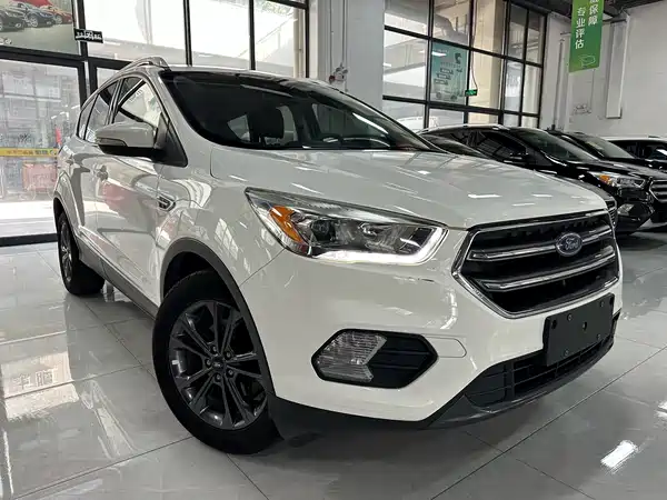 Ford Kuga 2021