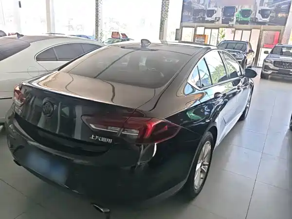 Buick Regal 2018