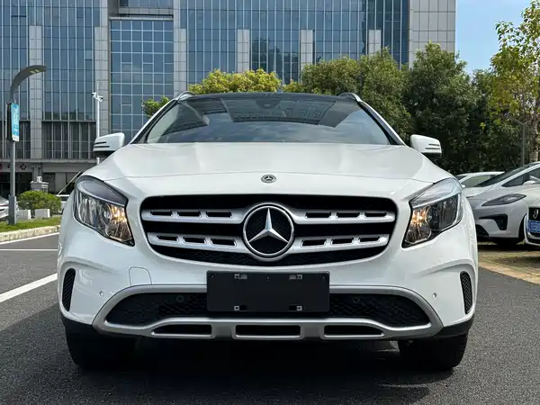 Mercedes-Benz GLA 2019
