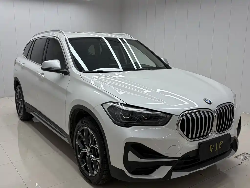 BMW X1 2021 — фото 3