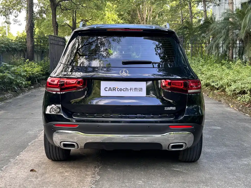 Mercedes-Benz GLB 2021