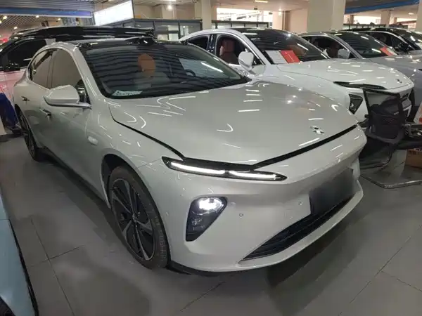 NIO ET7 2025