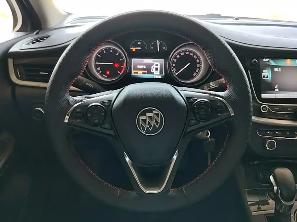 Buick Verano 2016 — фото 11