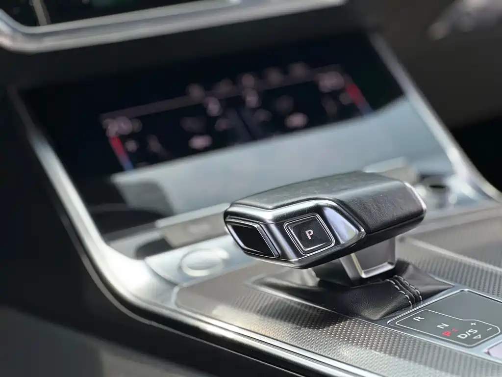 Audi A6L 2020 — фото 15