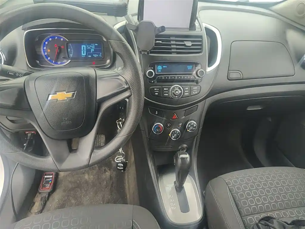 Chevrolet Trax 2016 — фото 10