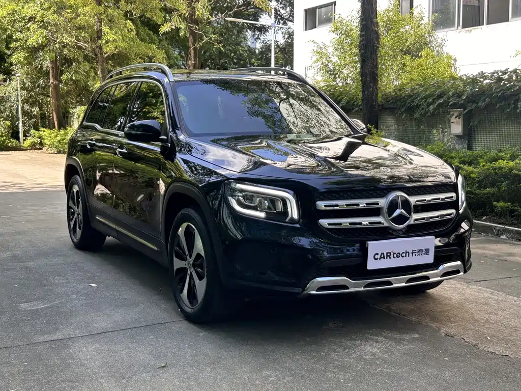 Mercedes-Benz GLB 2021