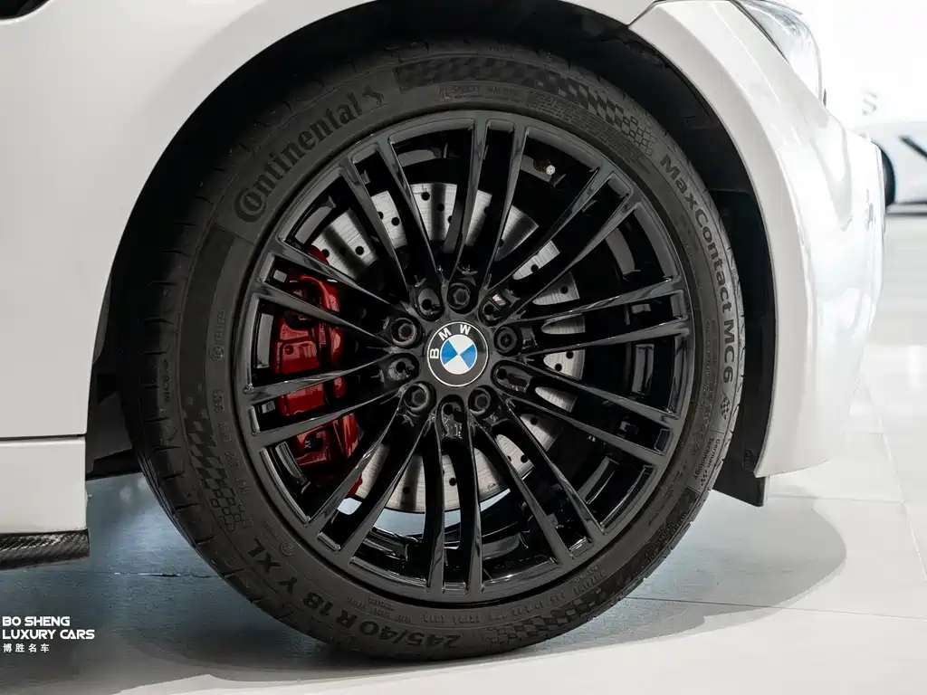 BMW M3 2009 — фото 25