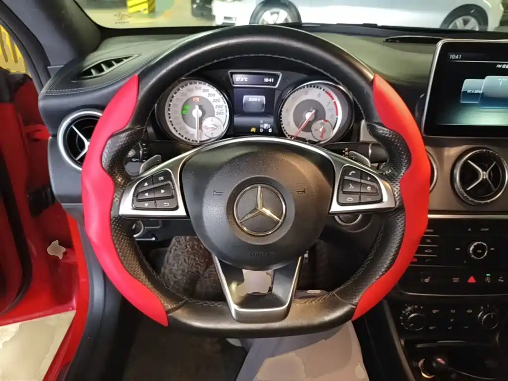 Mercedes-Benz CLA 2016 — фото 11