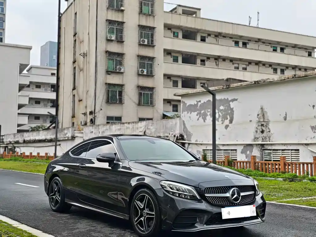 Mercedes-Benz C-Class 2021
