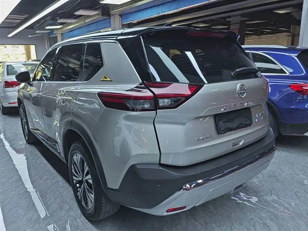 Nissan X-Trail 2023 — фото 21