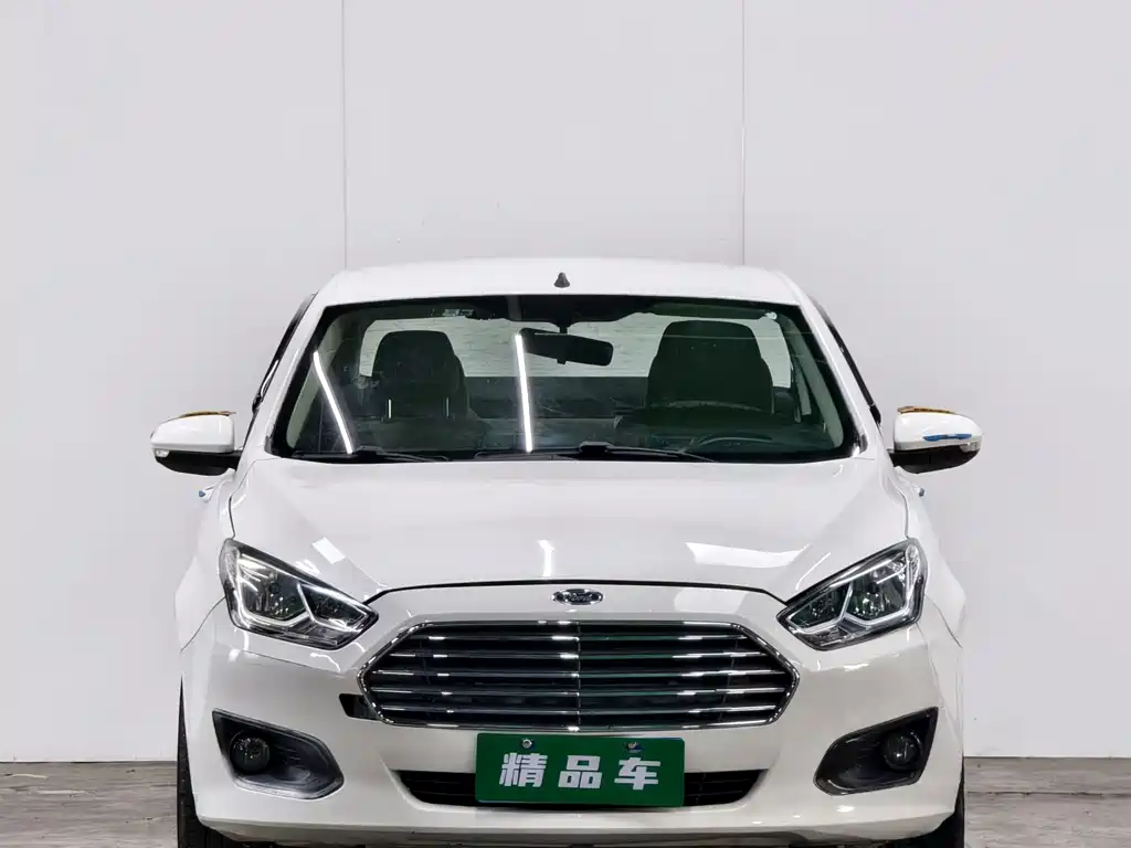 Ford Escort 2015 — фото 2
