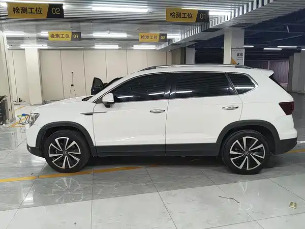 Volkswagen Tharu 2021