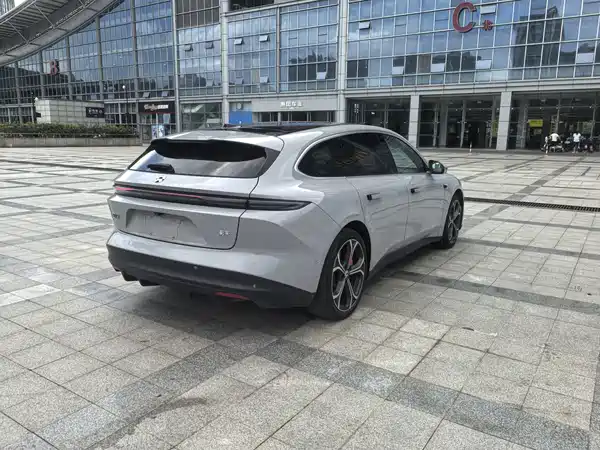 NIO ET5T 2024