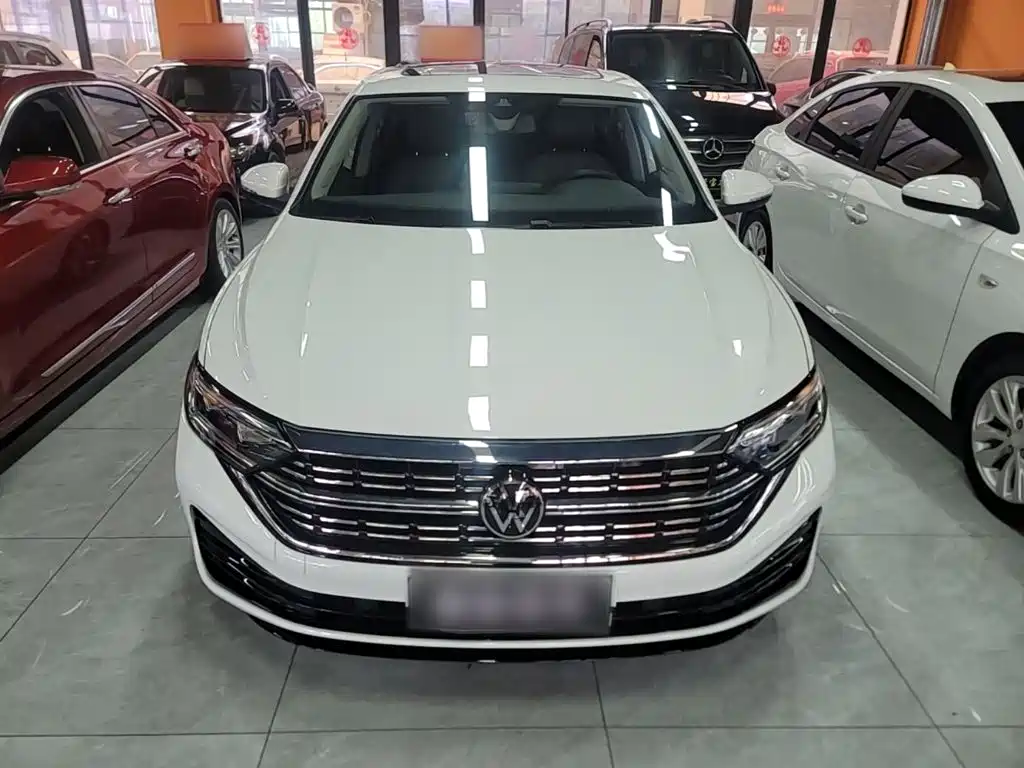 Volkswagen Sagitar 2023