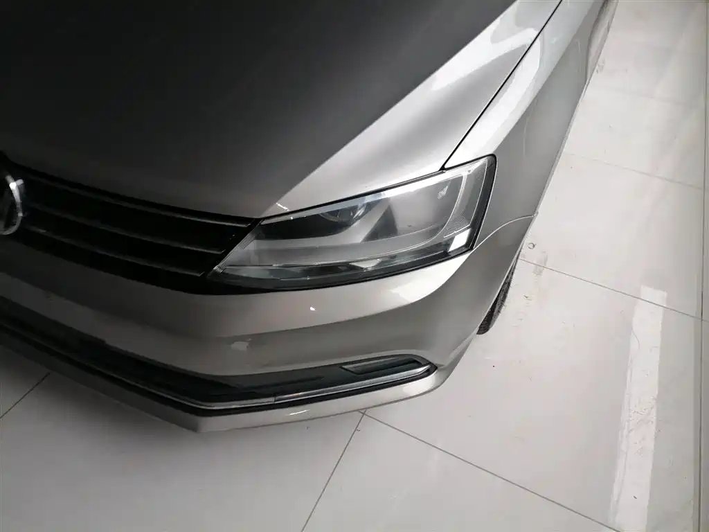 Volkswagen Sagitar 2017 — фото 18