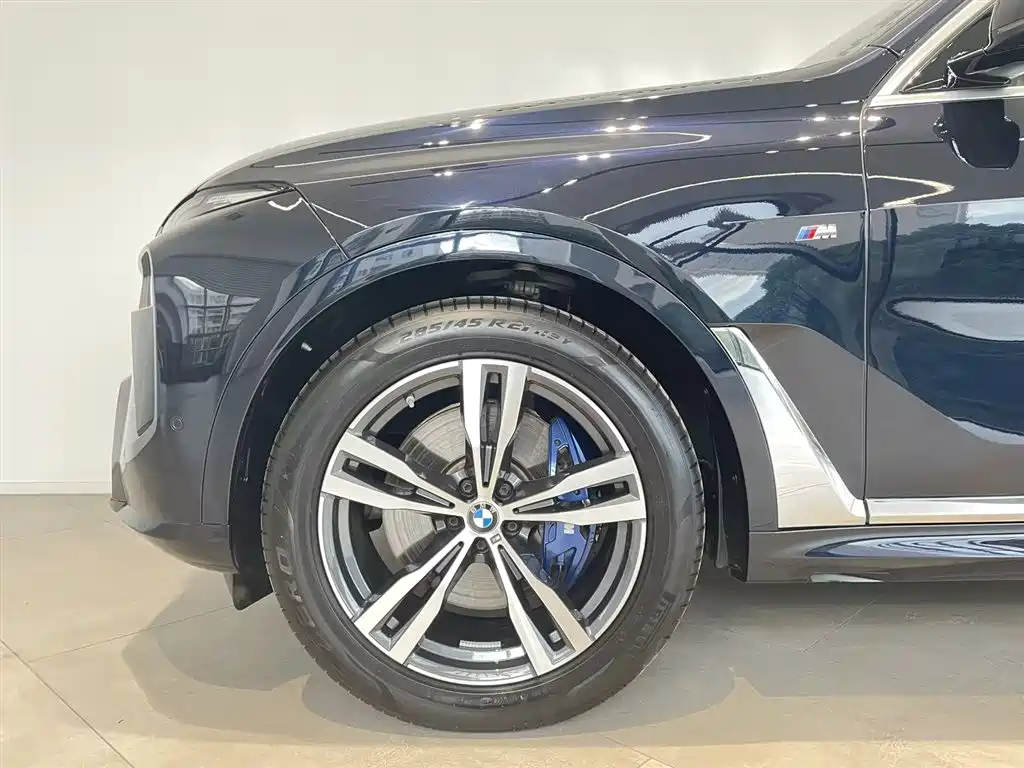 BMW X7 2025 — фото 20
