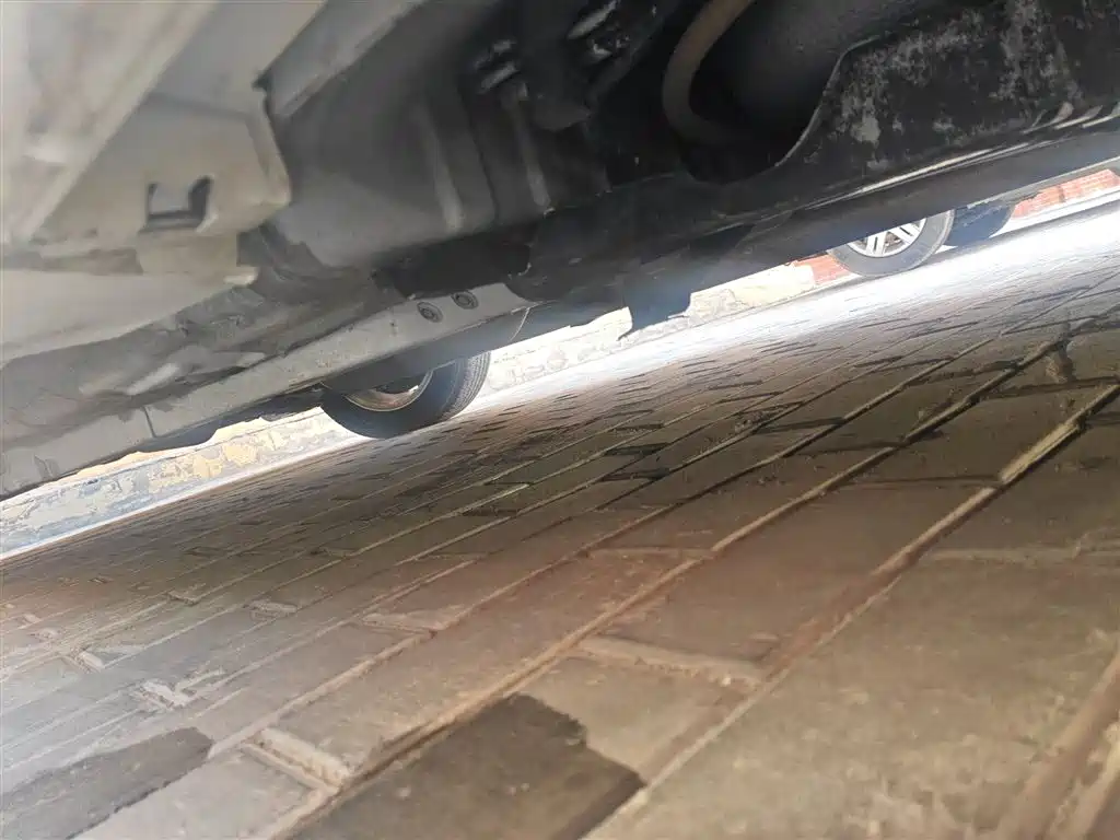 Toyota Camry 2014 — фото 19