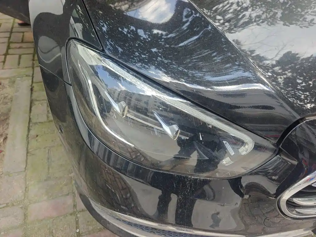 Mercedes-Benz E-Class 2022