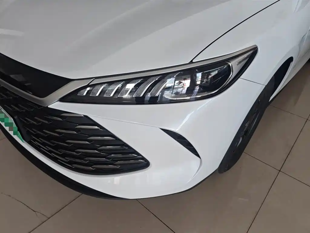 BYD Qin PLUS 2025 — фото 24