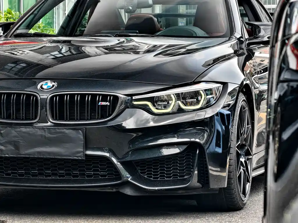 BMW M4 2019 — фото 3