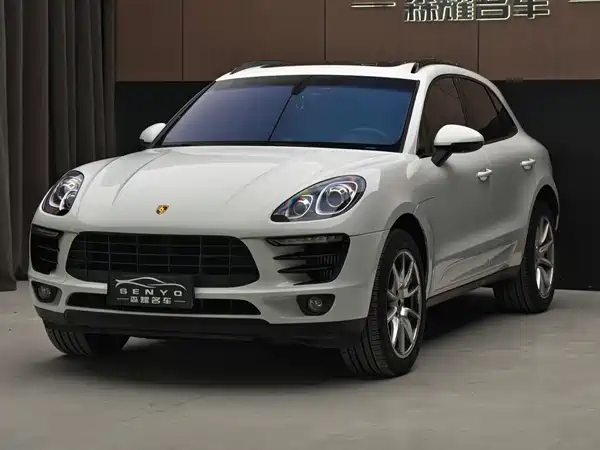 Porsche Macan 2015